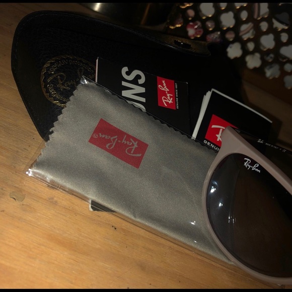 Ray-Ban Sunglasses main image 4